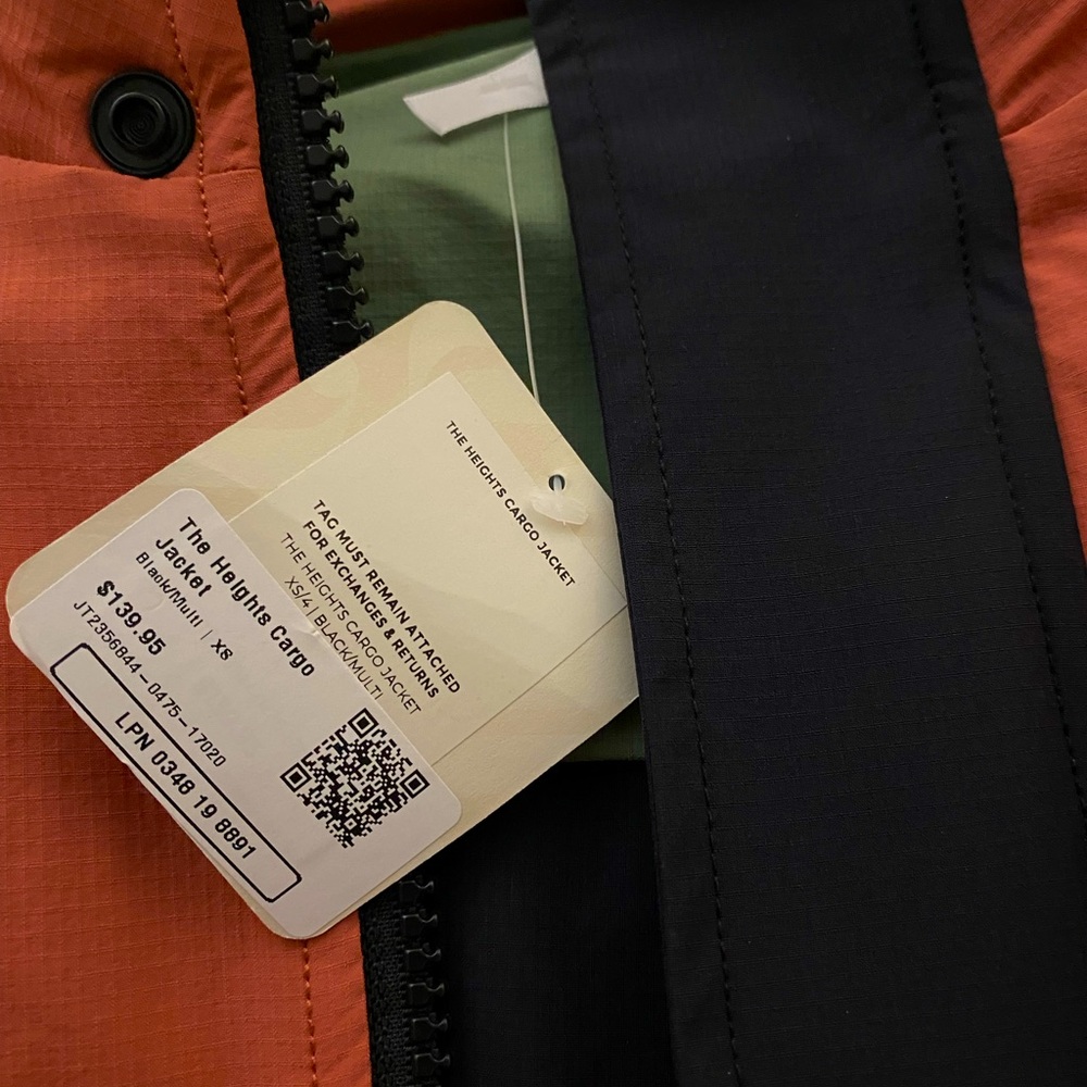 Klhoe edition Fabletics The Heights cargo Jacket xs sold out everywhere xs/4